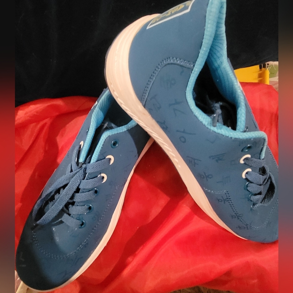 Stylish Blue Women's Sneakers